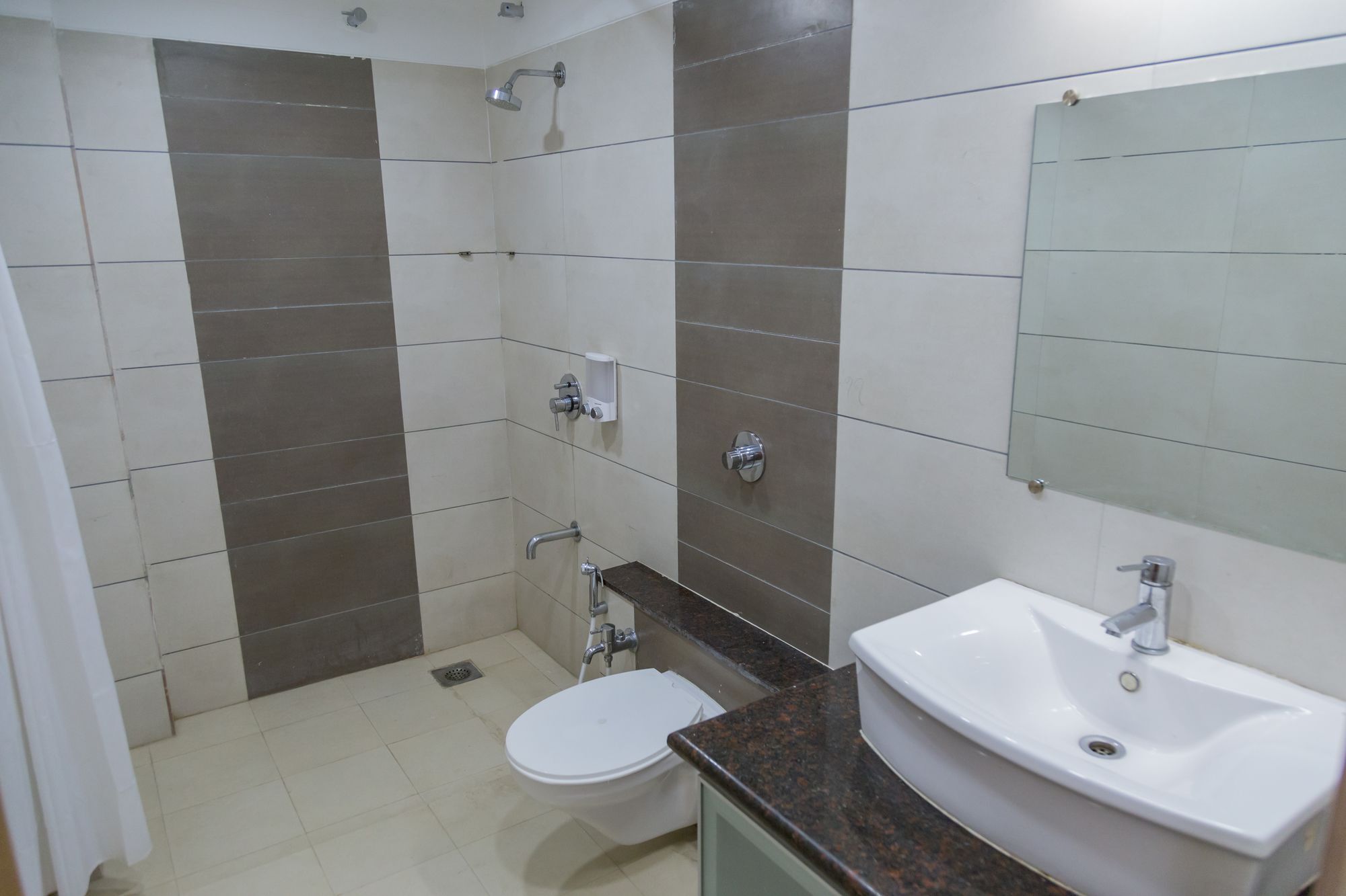 The Silver Leaf Hotel Amhedabad Dış mekan fotoğraf
